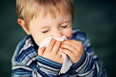 Hib bij je kind: alles over de symptomen, risico’s en vaccinatie