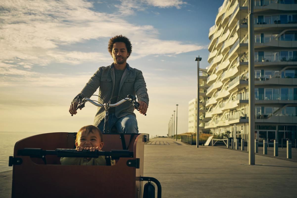 Kind mee op de fiets: bakfiets, fietskar, aanhangfiets en zadel op stang