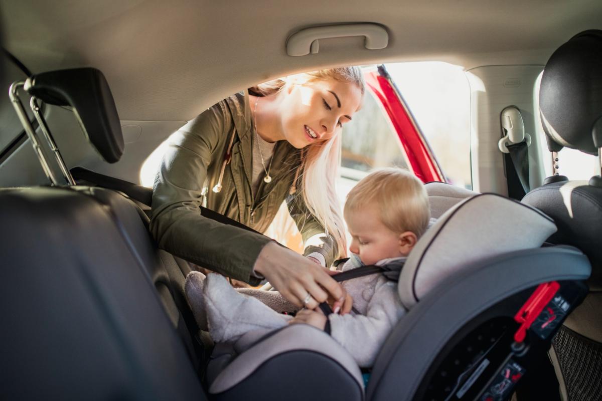 Je baby veilig vervoeren in een autostoeltje