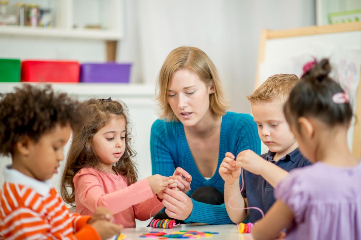 Wat zijn de voordelen (en nadelen) van kinderopvang?