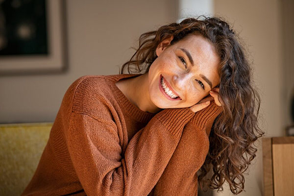 Vrouw met de juiste balans in werk en gezin