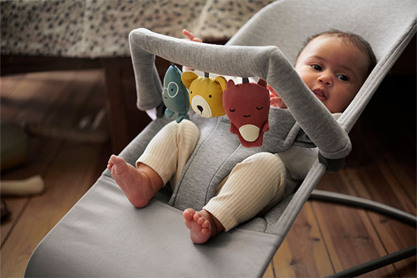 Ontdek de wipstoeltjes van BabyBjörn Ontdek de wipstoeltjes van BabyBjörn