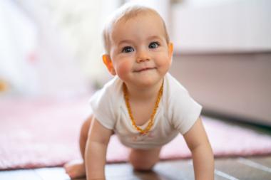 Sprongetjes en ontwikkelingen van je baby per maand