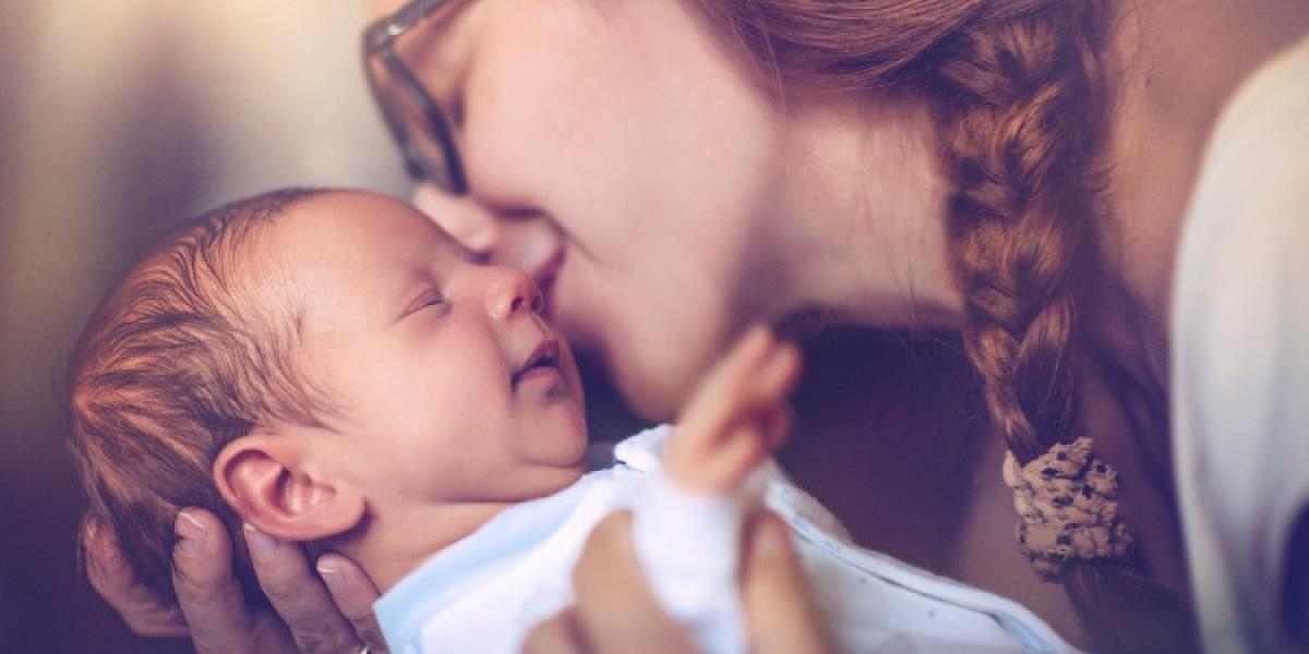 Waarom hechten zo belangrijk is voor je baby