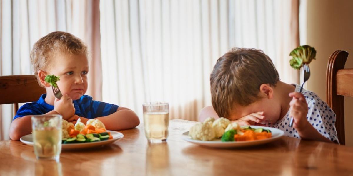 Blokkeren noodzaak leer Strijd aan tafel met jonge kinderen | Kind & Voeding | WIJ.nl