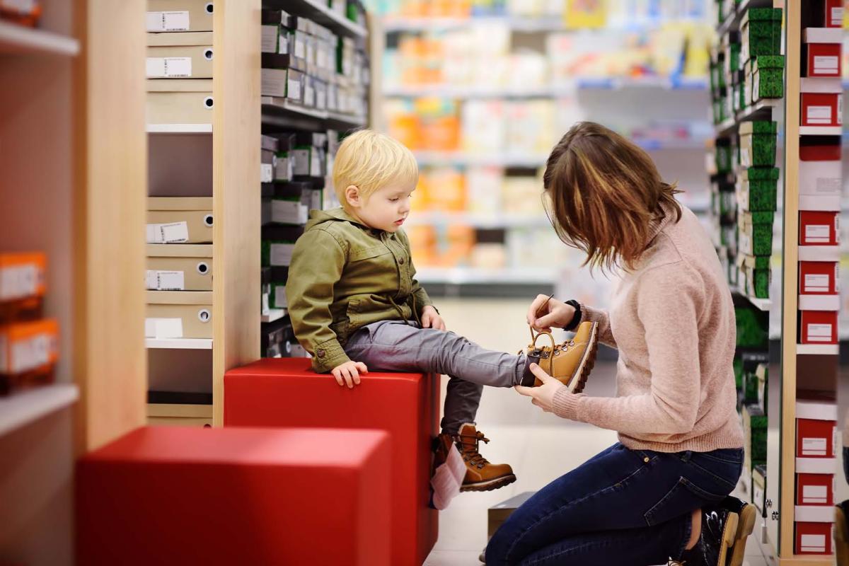 Kinderschoenen kopen: waar let je op?