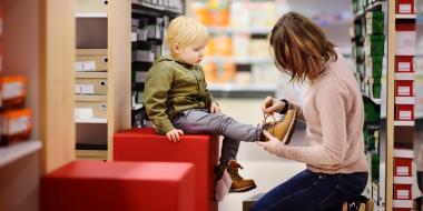 Kinderschoenen kopen: waar let je op?