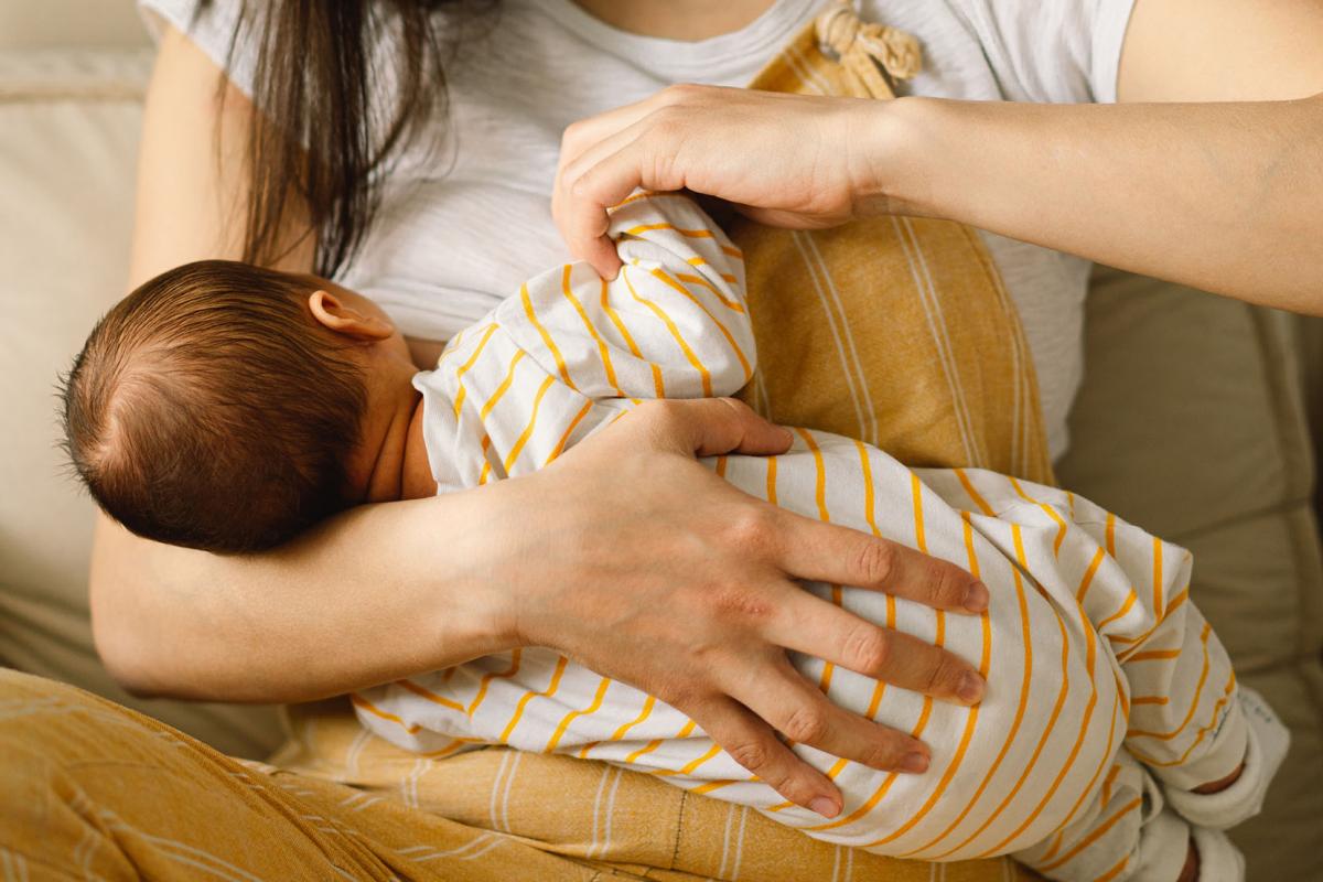 Borstvoeding geven: hoe weet je of je baby genoeg heeft gedronken?