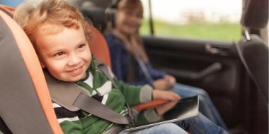 Autorijden met kinderen: zo blijft het leuk