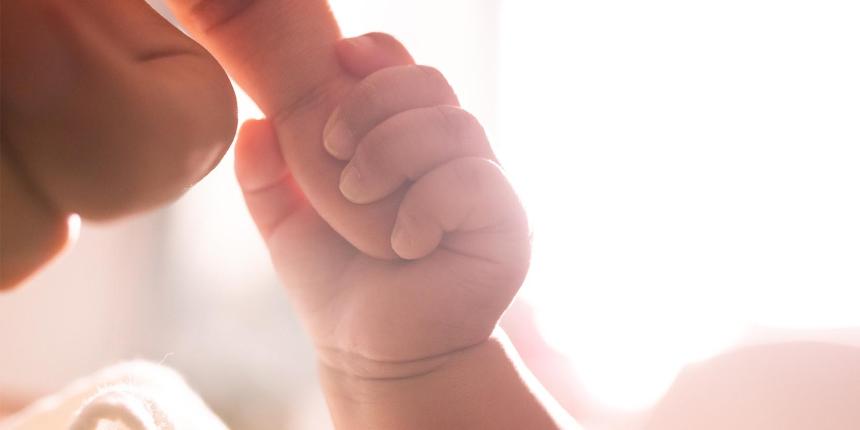 De bevallingssoap: Plots voel ik een 'knapje'