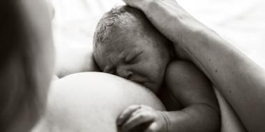 De bevallingssoap: Hoe mijn razendsnelle bevalling veranderde in dikke pech