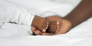De bevallingssoap: de razendsnelle thuisbevalling op 1 april zÃ³nder hulp