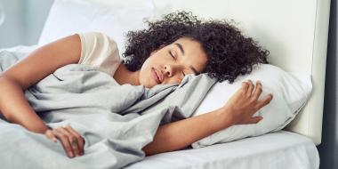 Slapen na je bevalling: zo overleef je de gebroken nachten