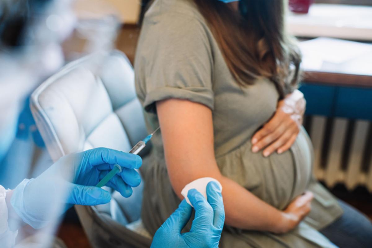 Griepprik voor zwangere vrouwen om ongeboren baby te beschermen