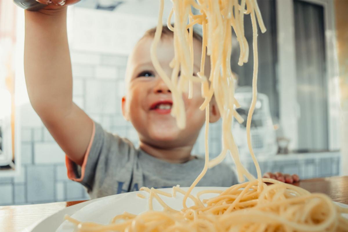 Je peuterpuber groente laten eten in 33 stappen