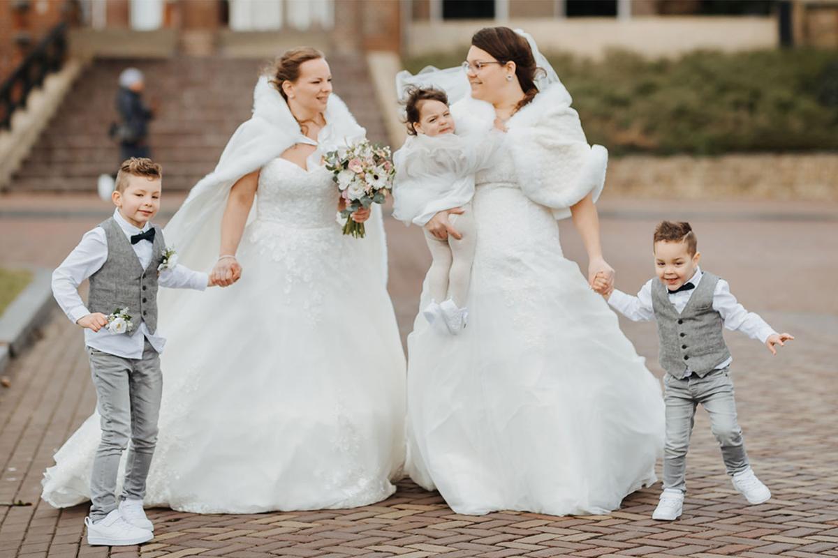 Meemoeders Janis en Odette: een echt regenbooggezin met 3 kinderen