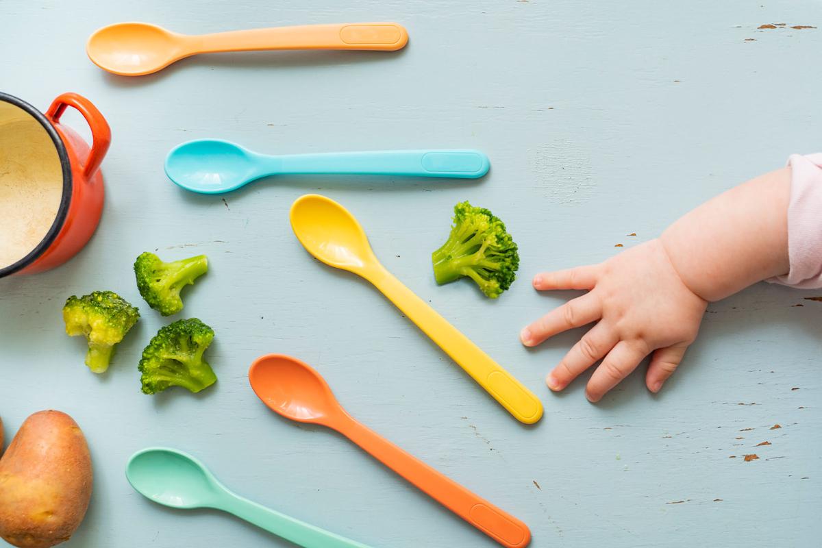 4 feiten & fabels over voeding van je baby in het eerste jaar