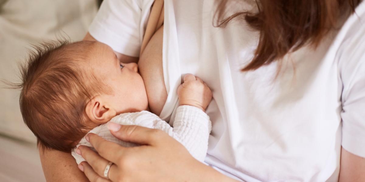Ruim 70% van de moeders stopt eerder met borstvoeding dan gehoopt