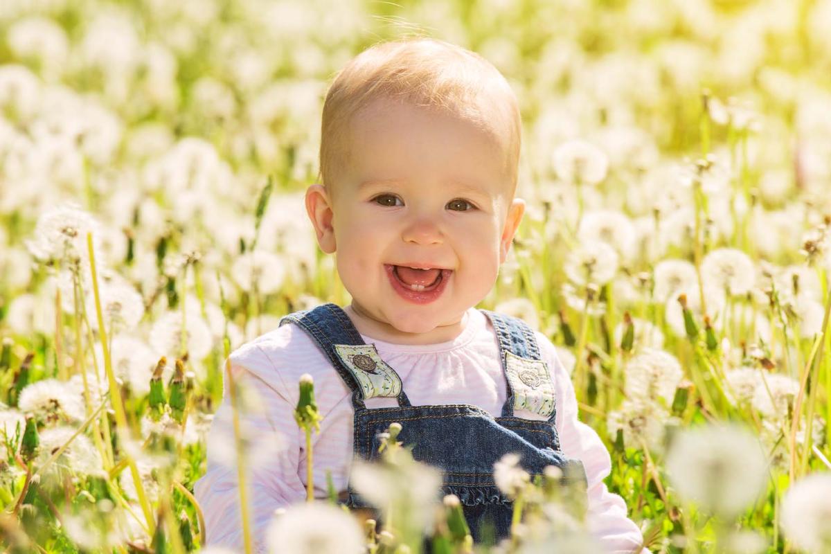 Lenteachtige babynamen voor je bloemetje