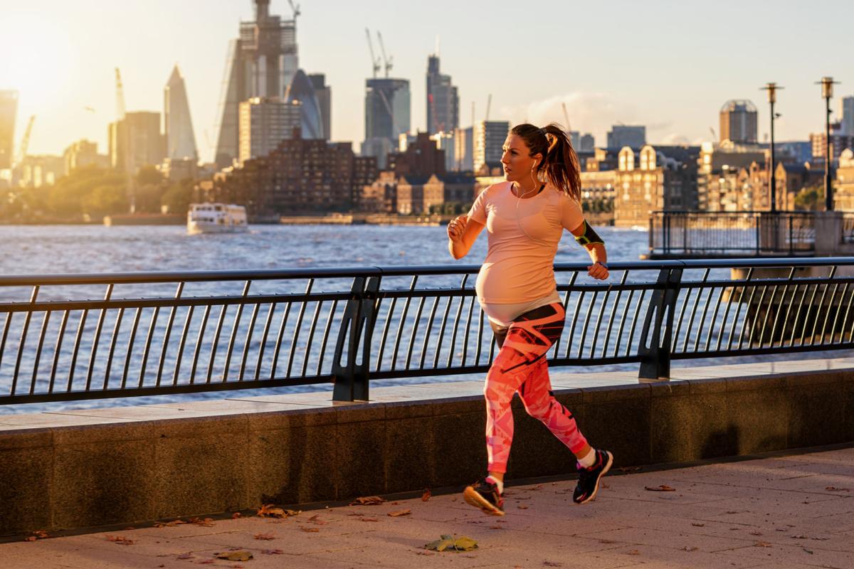 Mag je hardlopen als je zwanger bent? Dit moet je weten