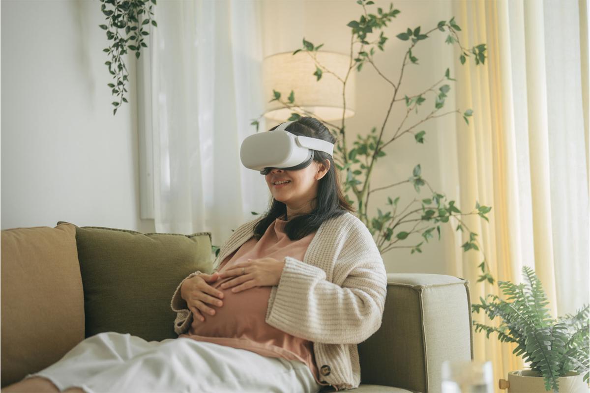 Djonel kreeg een keizersnede met een VR bril