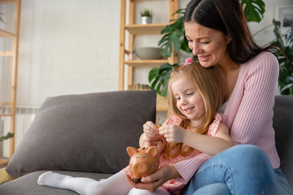 Zo leer je kinderen spelenderwijs met geld omgaan