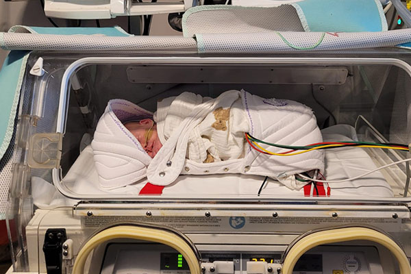 couveuse-mono-mono-tweeling