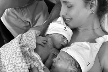 Dyonne: ‘Mijn tweelingbevalling duurde 28 uur, de meest intense uren van mijn leven’