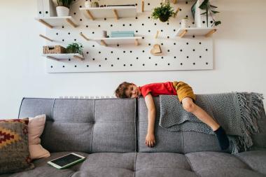 Wat doe je als je kind zich verveelt in de zomervakantie?